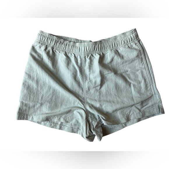 TNA ARITZIA ATHLETIC RUNNING NYLON SHORTS LIGHT GREEN SMALL WOMENS - Picture 1 of 7